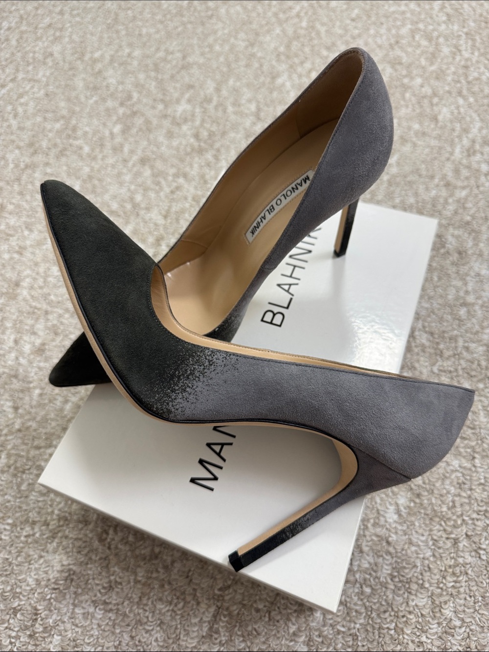 Manolo Blahnik Two-Tone Gray Suede Pointed-Toe Pumps